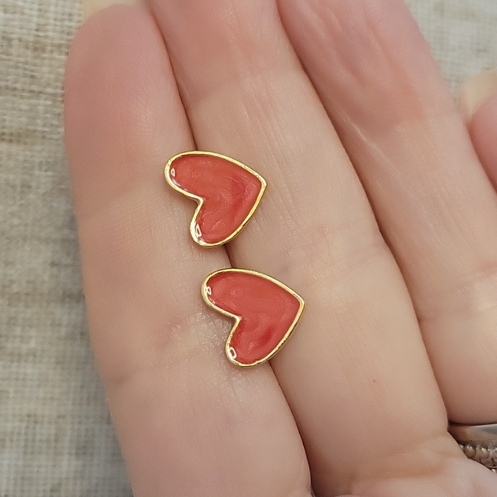 Pink Painted Enamel Heart Stud Earrings - Picture 3 of 4
